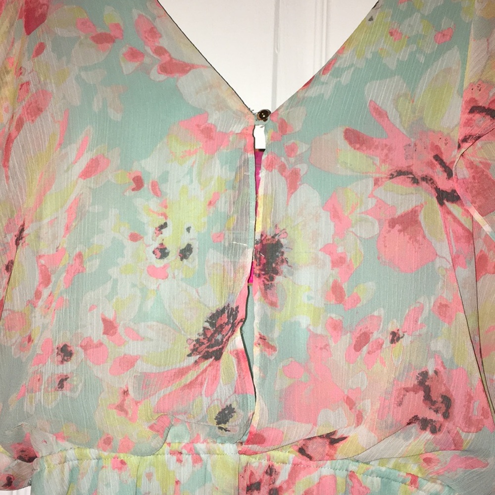 🌸 Floral dress 👗 - Picture 8 of 14